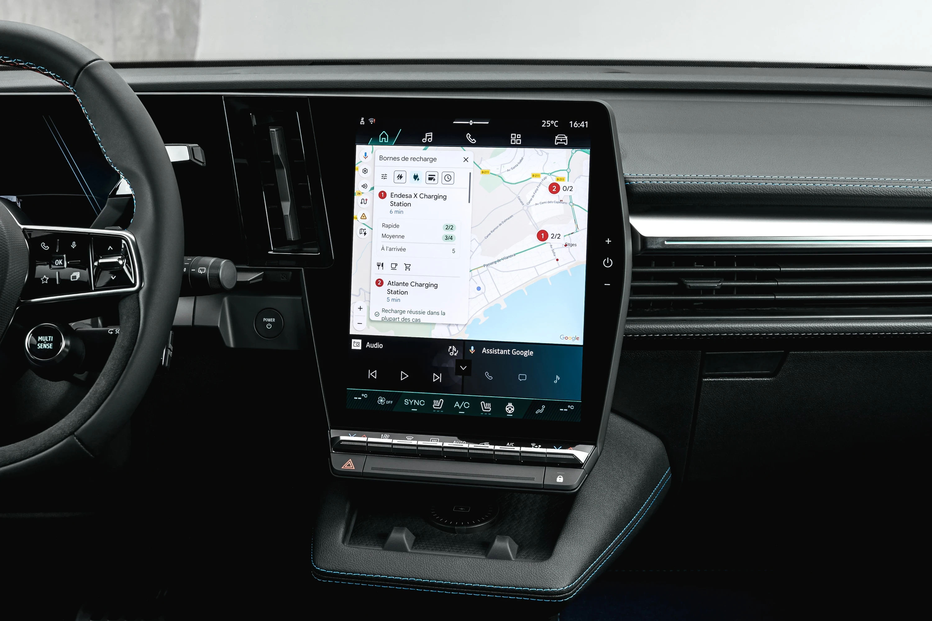 Renault Megane E-Tech 67 kWh screens view