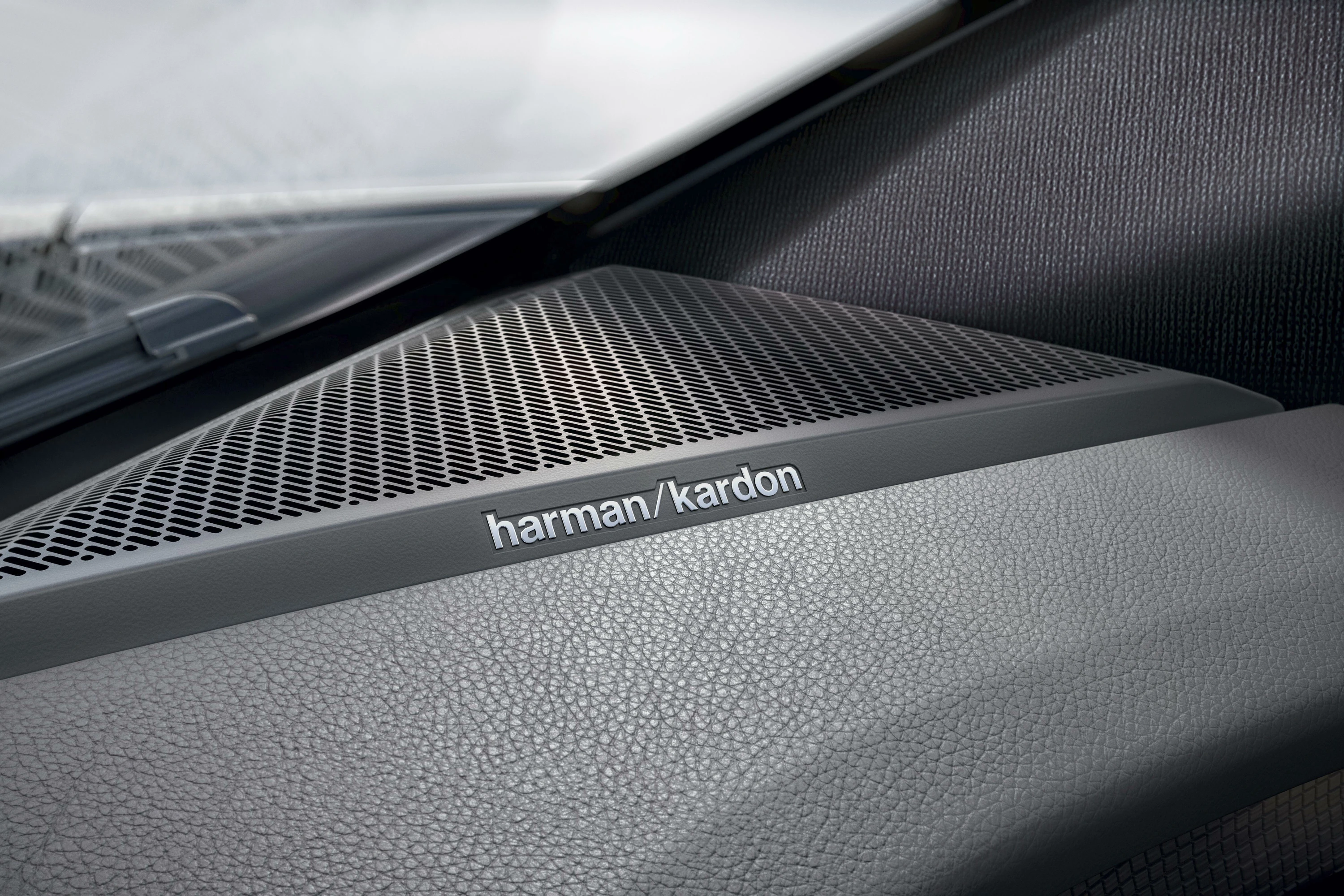Renault Megane E-Tech Techno soundsystem view
