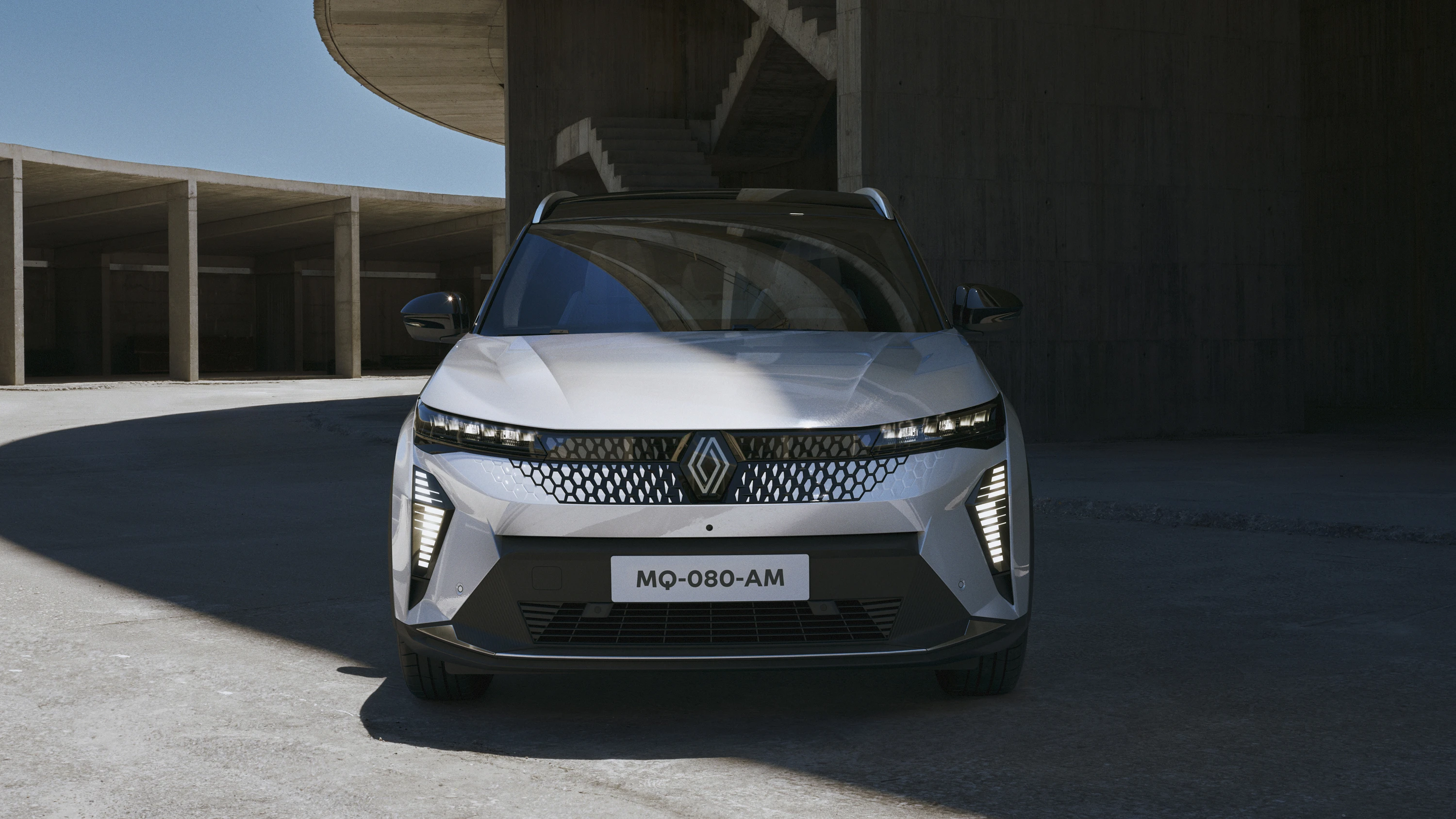 Renault Scenic E-Tech electric High Range headlights view