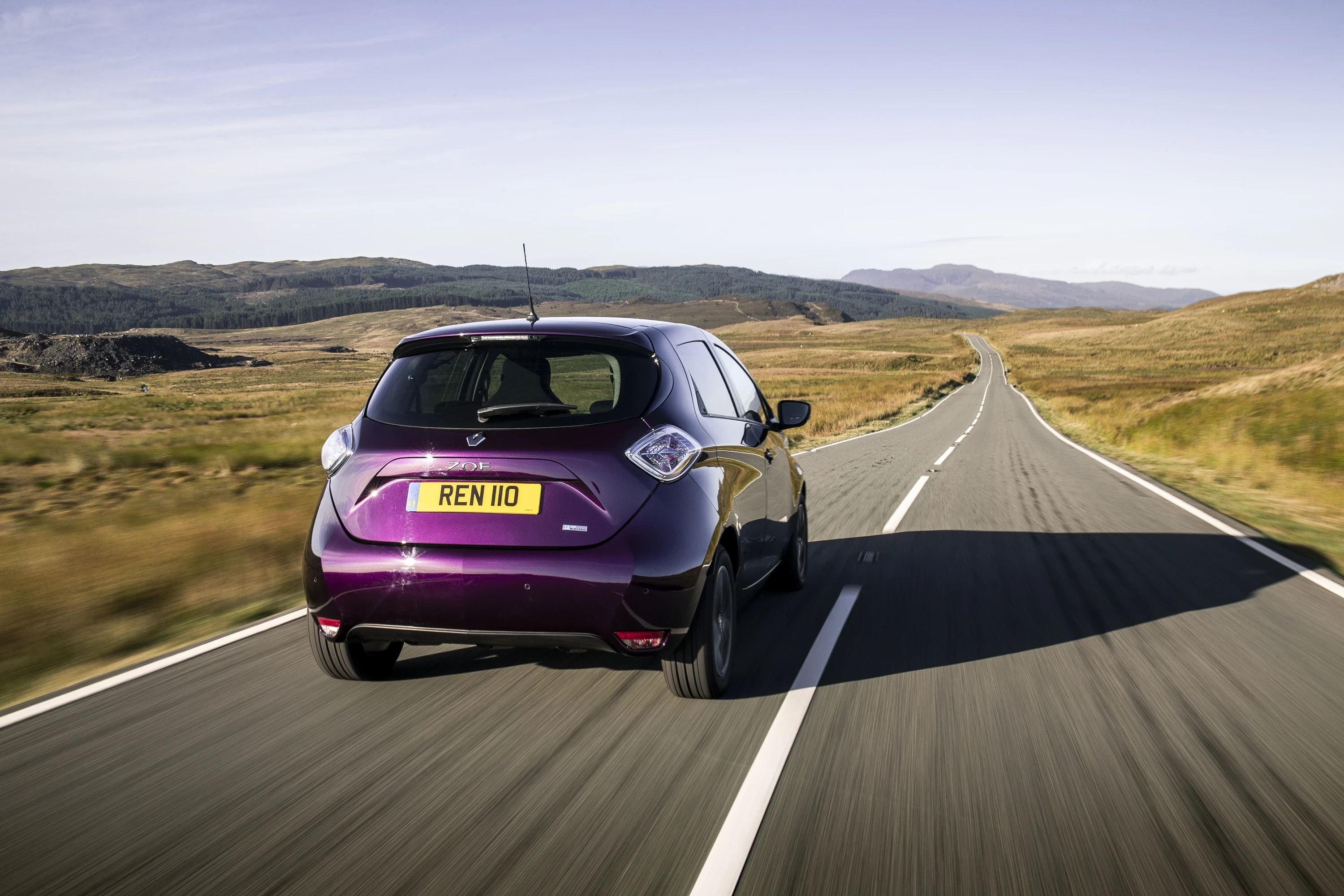 Renault ZOE R90 exterior view