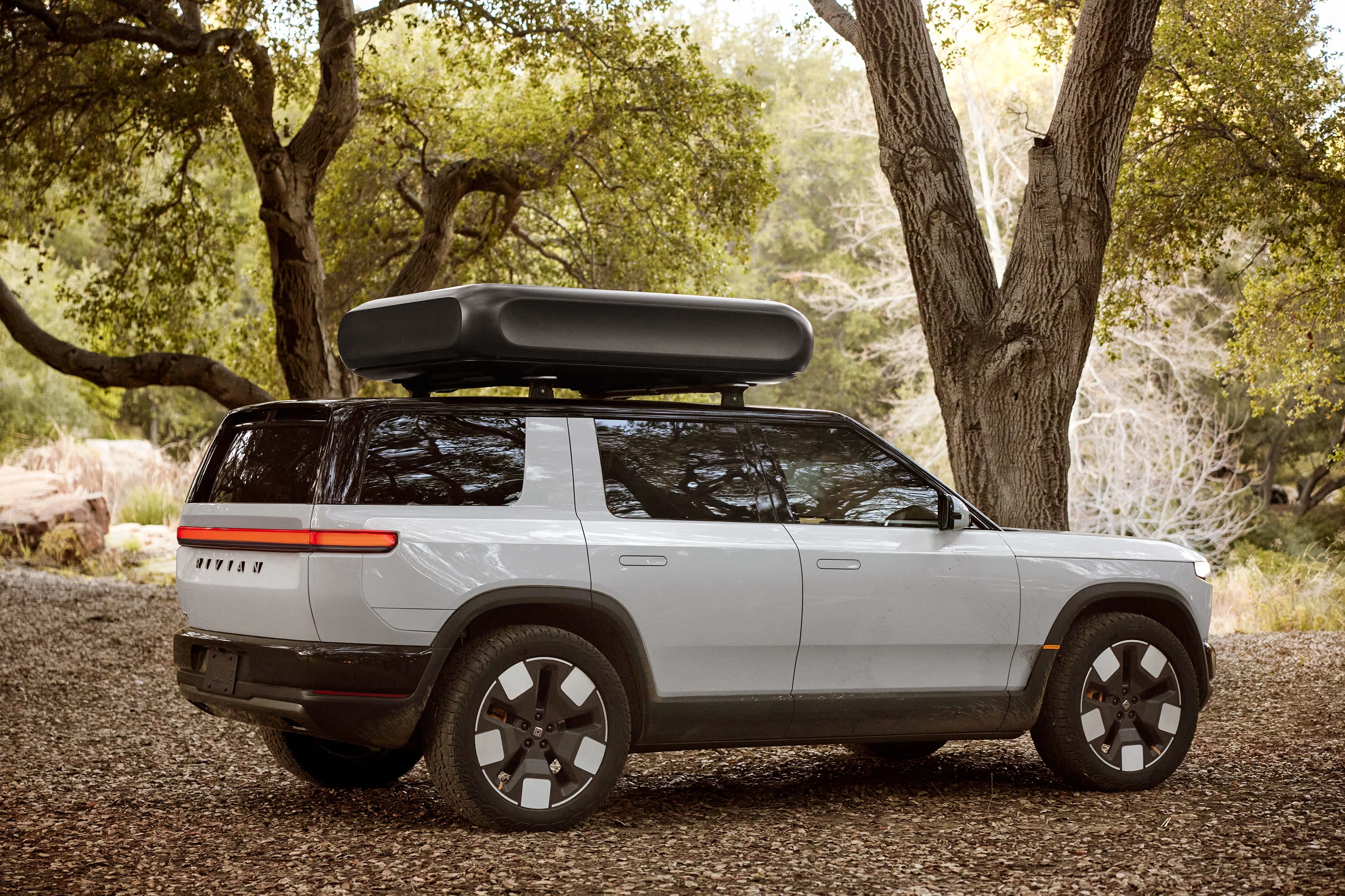 Rivian R2 Dual-Motor AWD exterior view