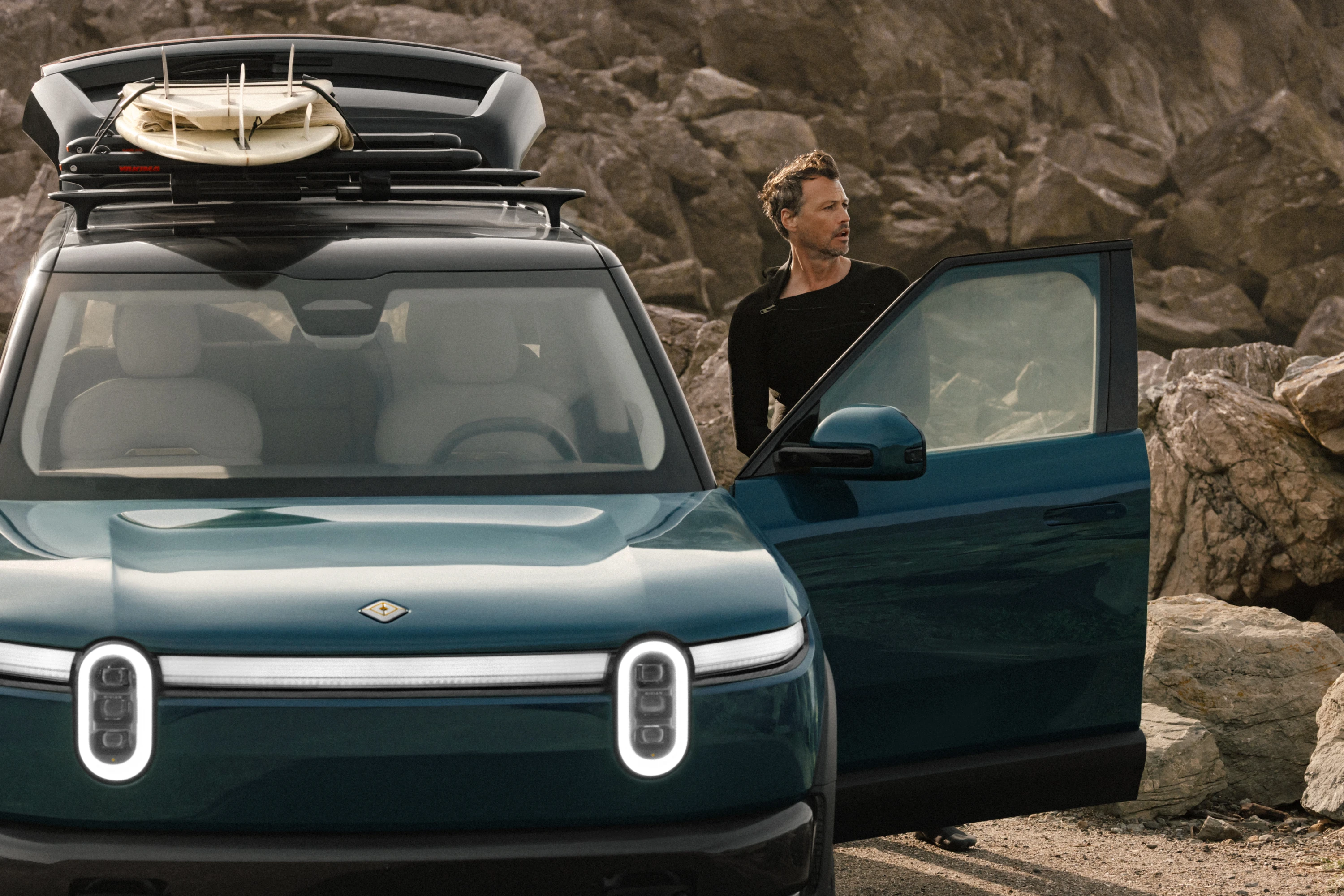 Rivian R2 Dual-Motor AWD exterior view
