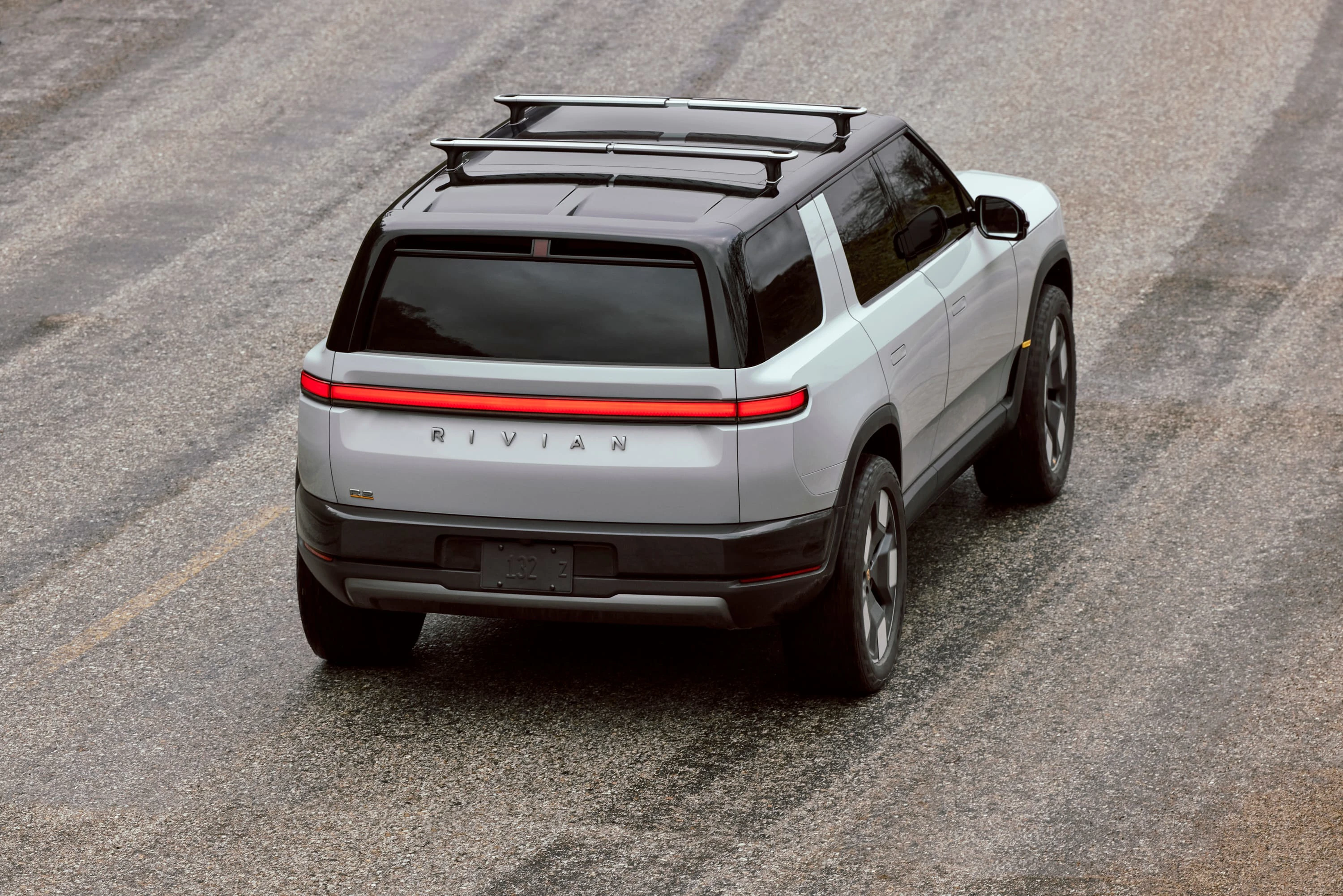 Rivian R2 Dual-Motor AWD exterior view