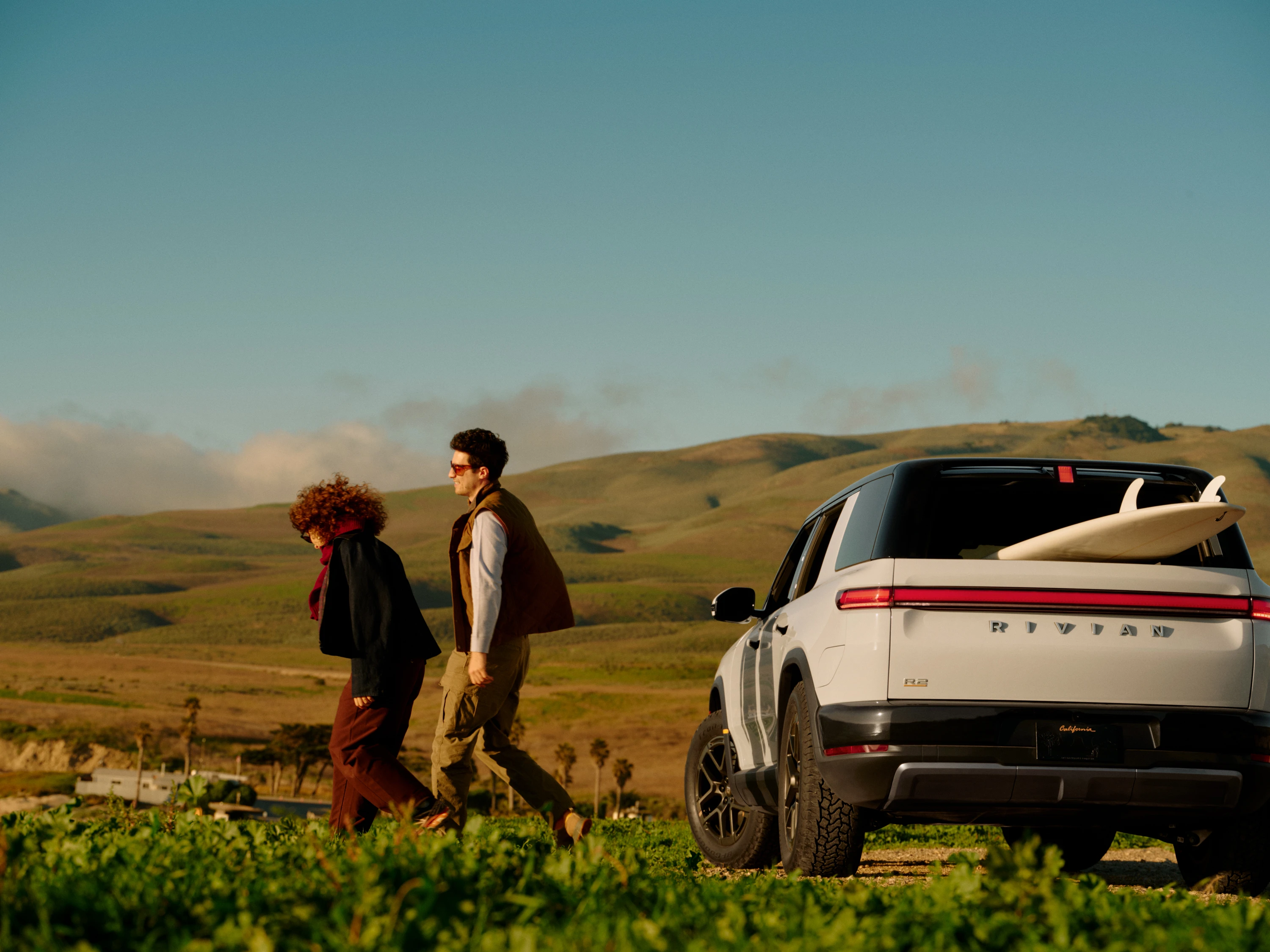 Rivian R2 Dual-Motor AWD exterior view
