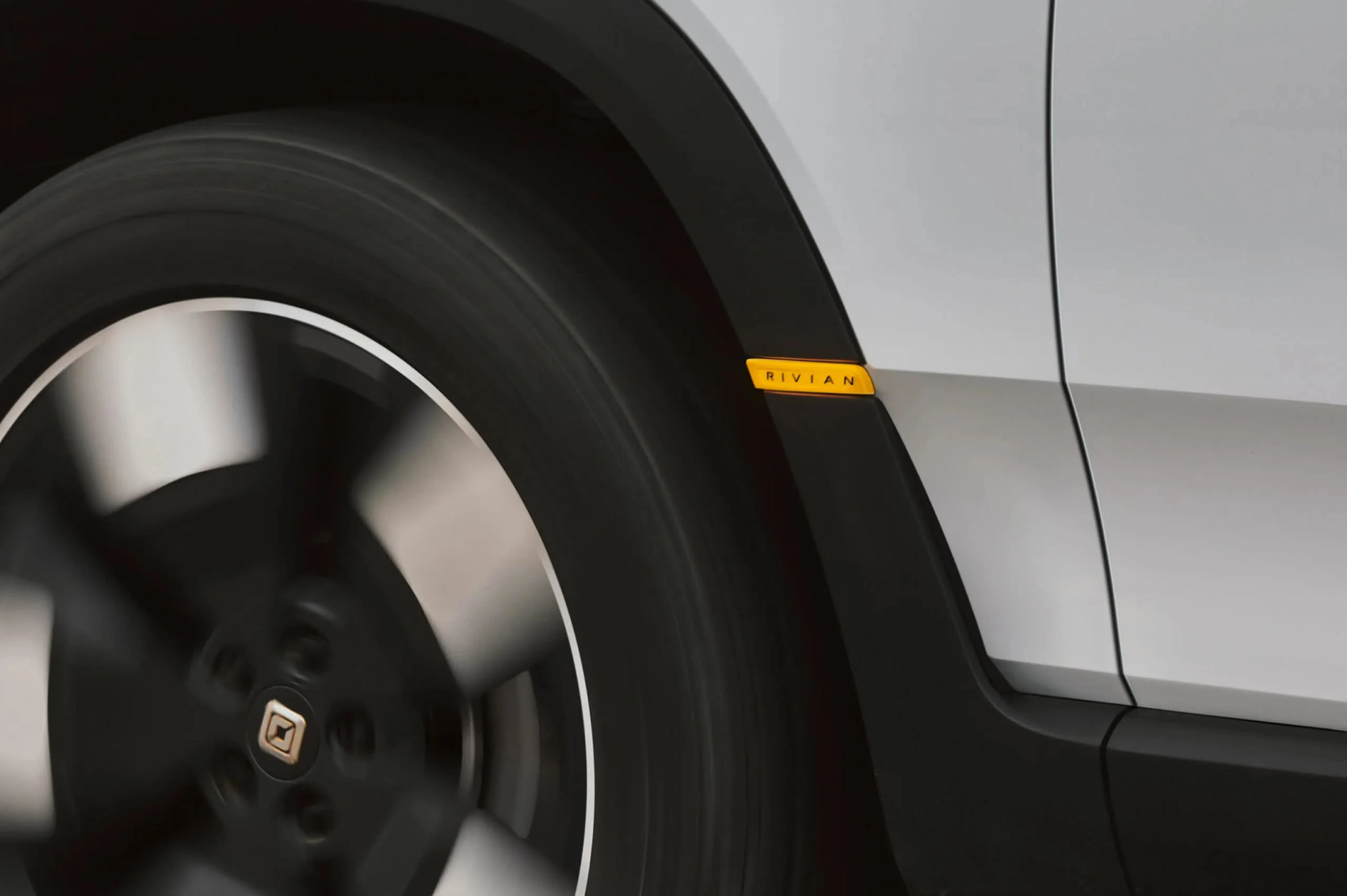 Rivian R2 Dual-Motor AWD Performance details view