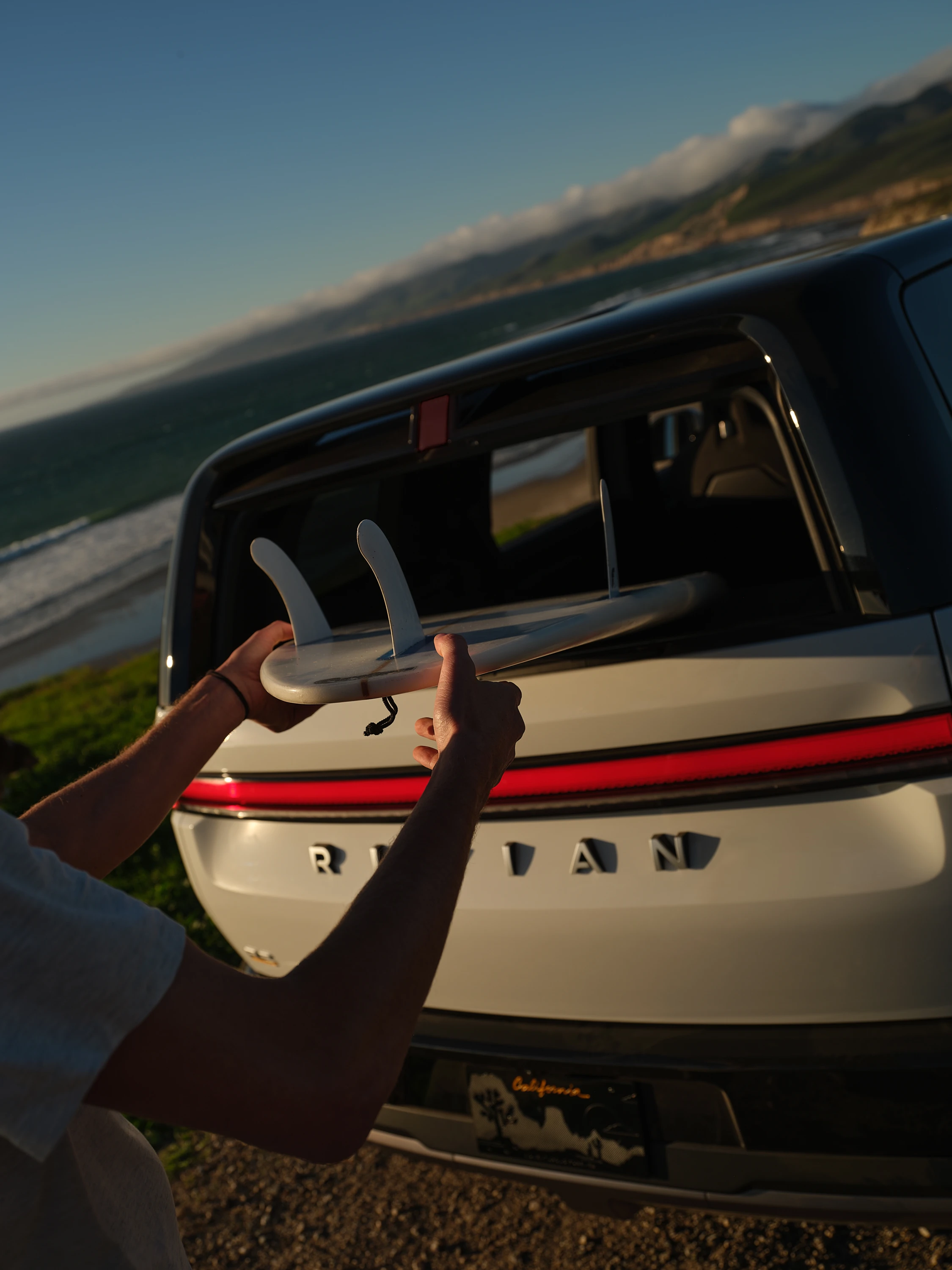 Rivian R2 Dual-Motor AWD Performance details view
