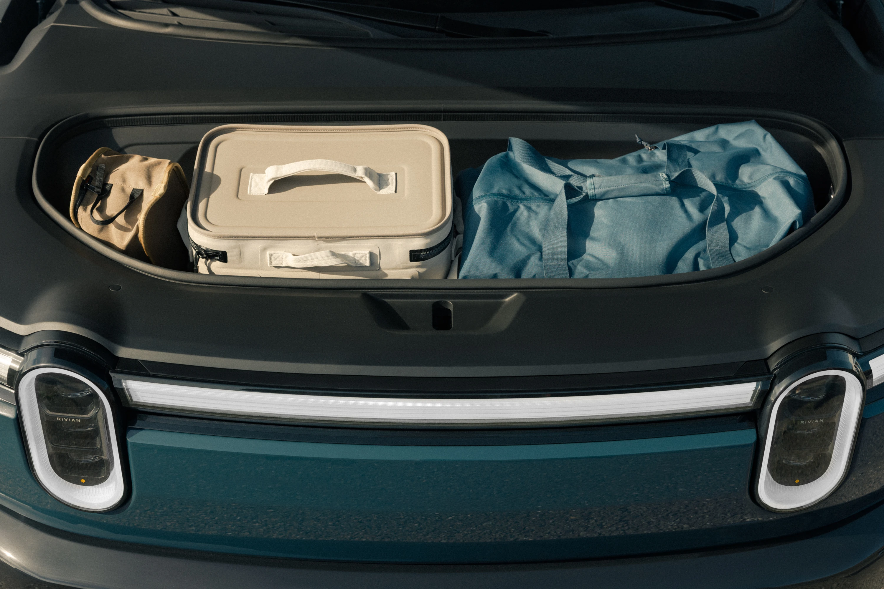 Rivian R2 Dual-Motor AWD Performance frunk view
