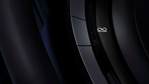 Rolls-Royce Spectre Black Badge details view