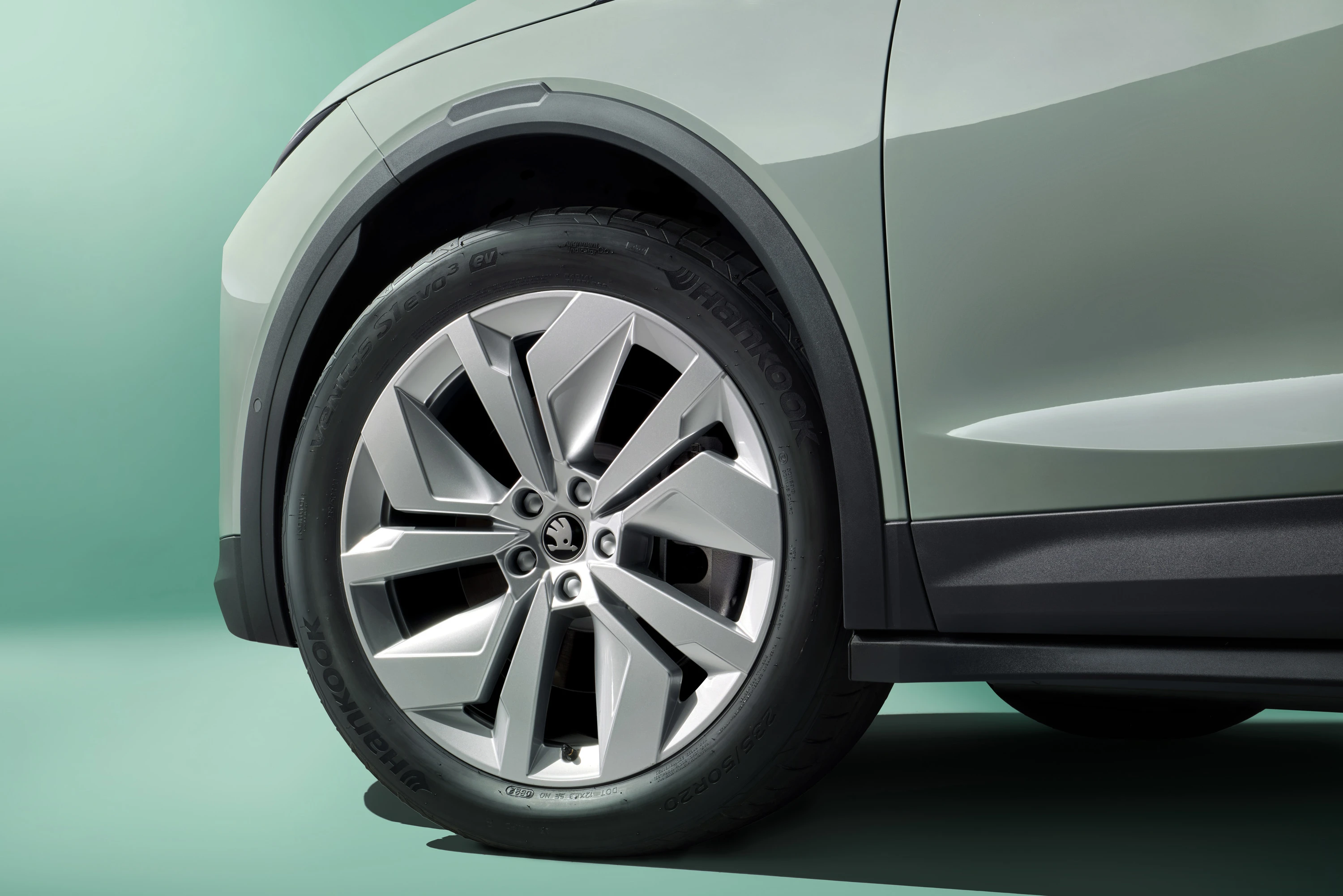 SKODA Elroq 60 wheels view