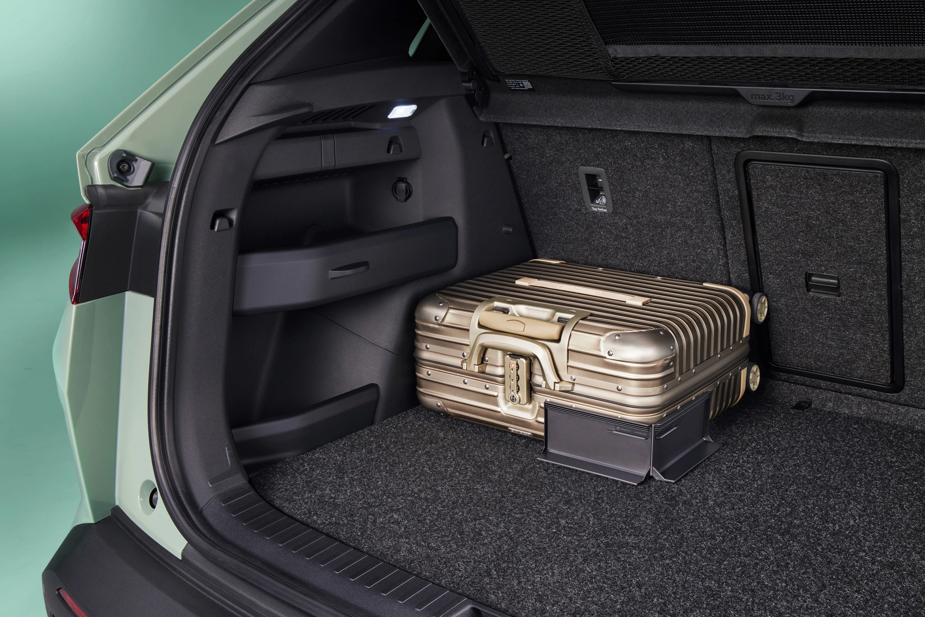 SKODA Elroq 60 trunk view
