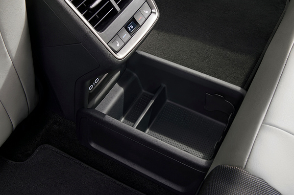 SKODA Elroq 85x details view