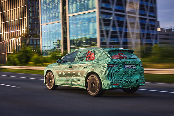 SKODA Elroq 85x exterior view