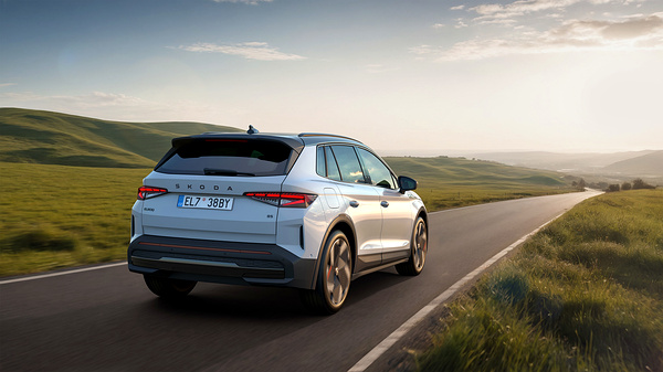SKODA Elroq 85x exterior view