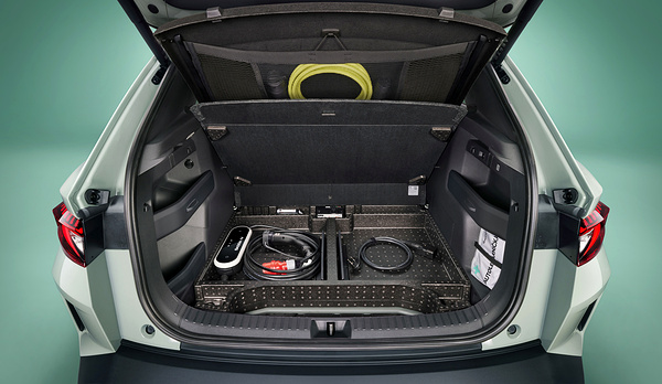 SKODA Elroq 85x trunk view