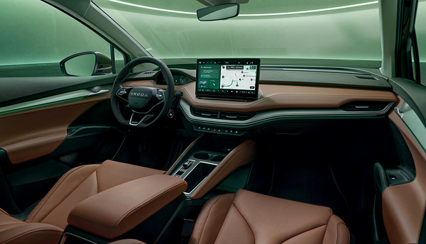 SKODA ENYAQ 85x interior view