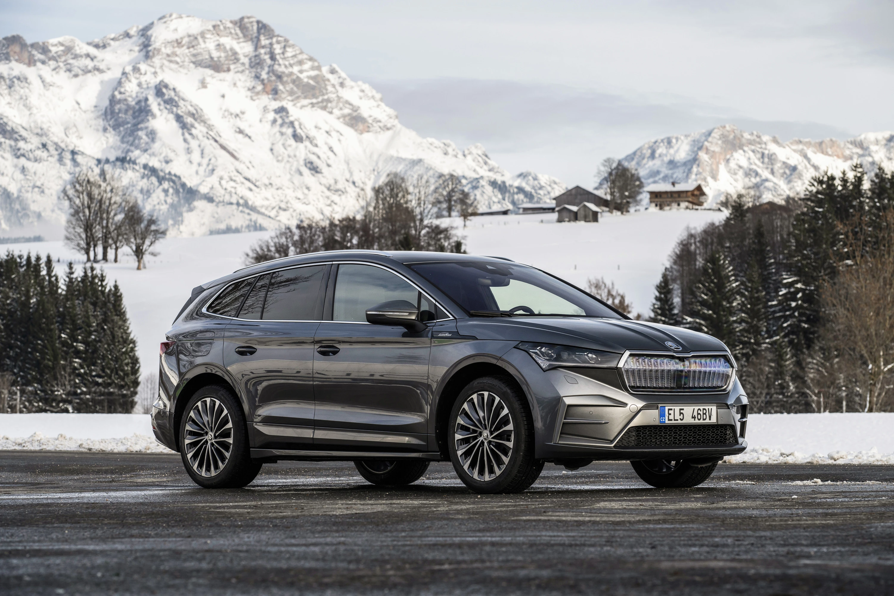 SKODA ENYAQ 85x (GEN1) exterior view