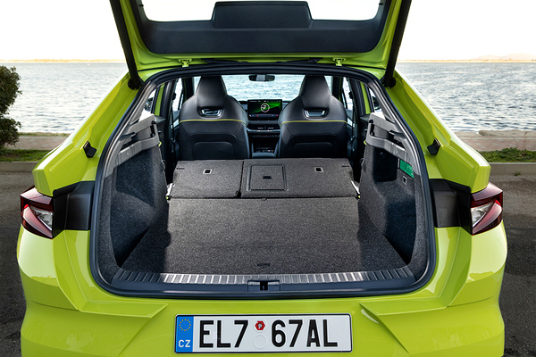 SKODA ENYAQ COUPÉ 85x trunk view