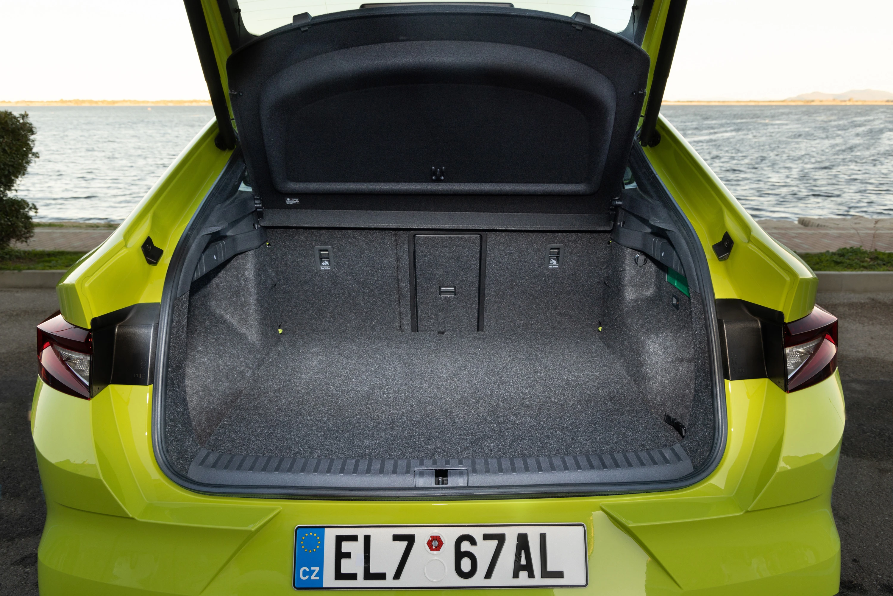 SKODA ENYAQ COUPÉ 85x (GEN1) trunk view