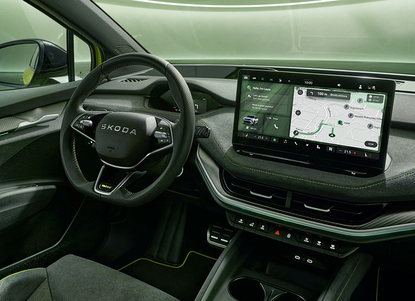 SKODA ENYAQ COUPÉ RS screens view