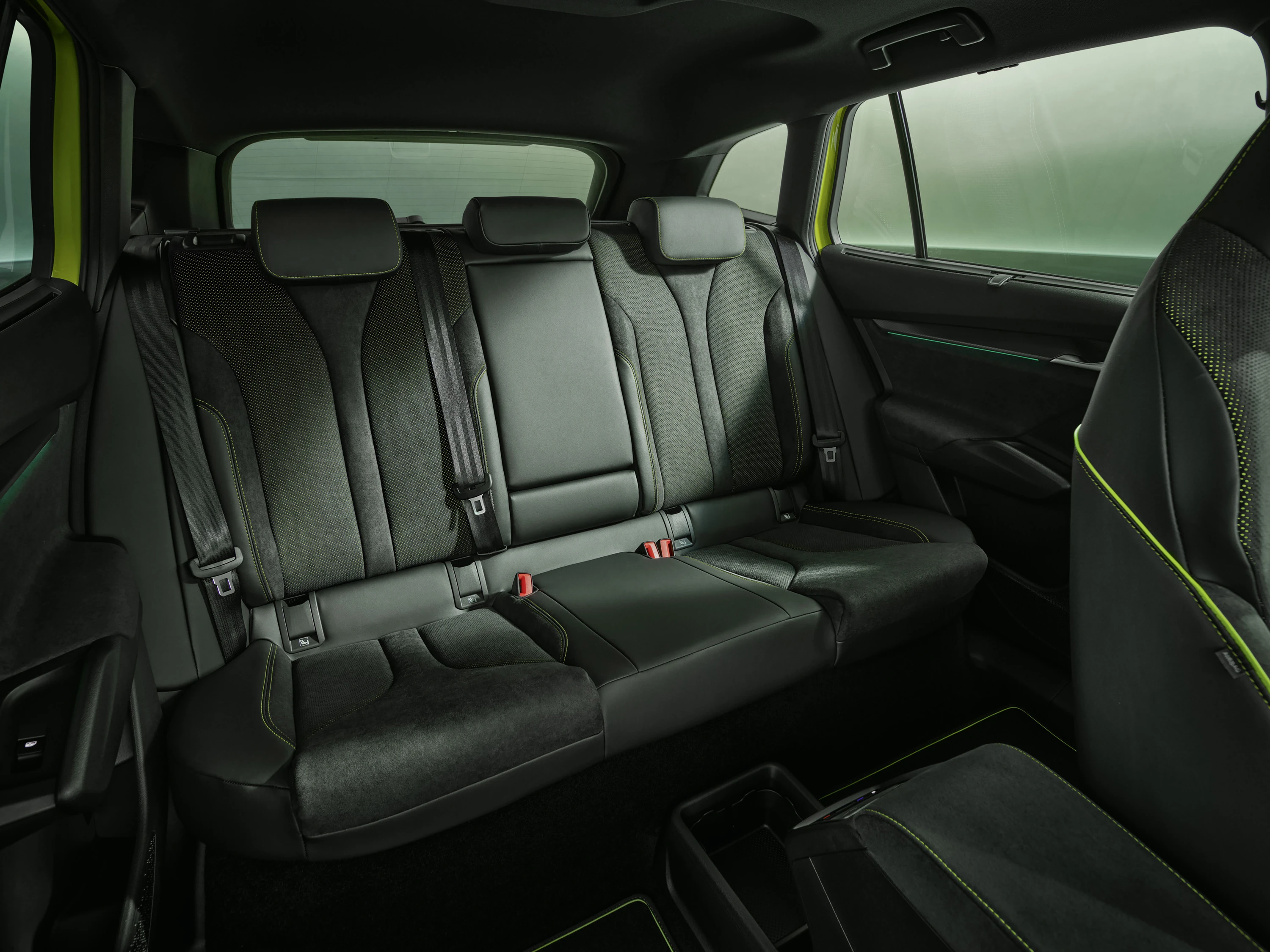 SKODA Enyaq RS secondrowseats view