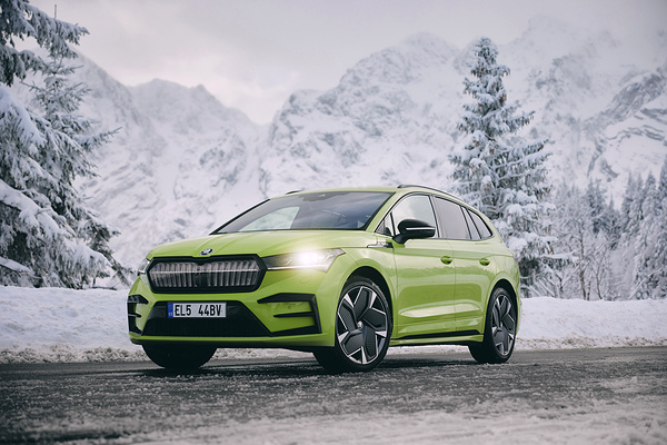 SKODA Enyaq RS exterior view