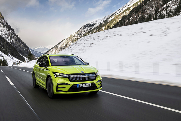 SKODA Enyaq RS exterior view
