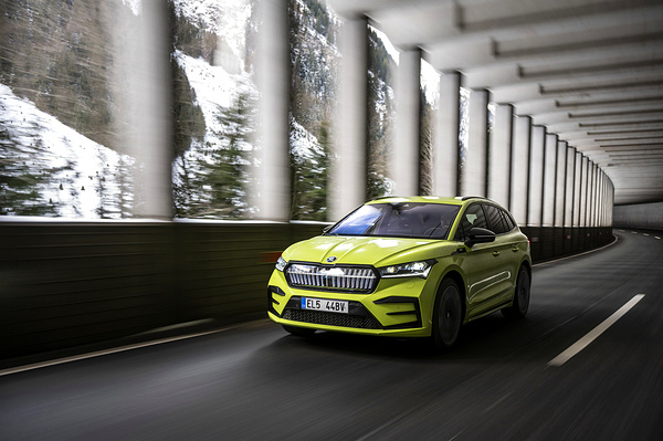 SKODA Enyaq RS exterior view