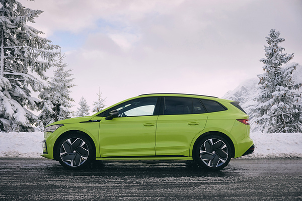 SKODA Enyaq RS exterior view