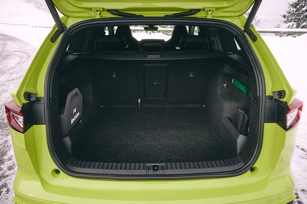 SKODA Enyaq RS trunk view