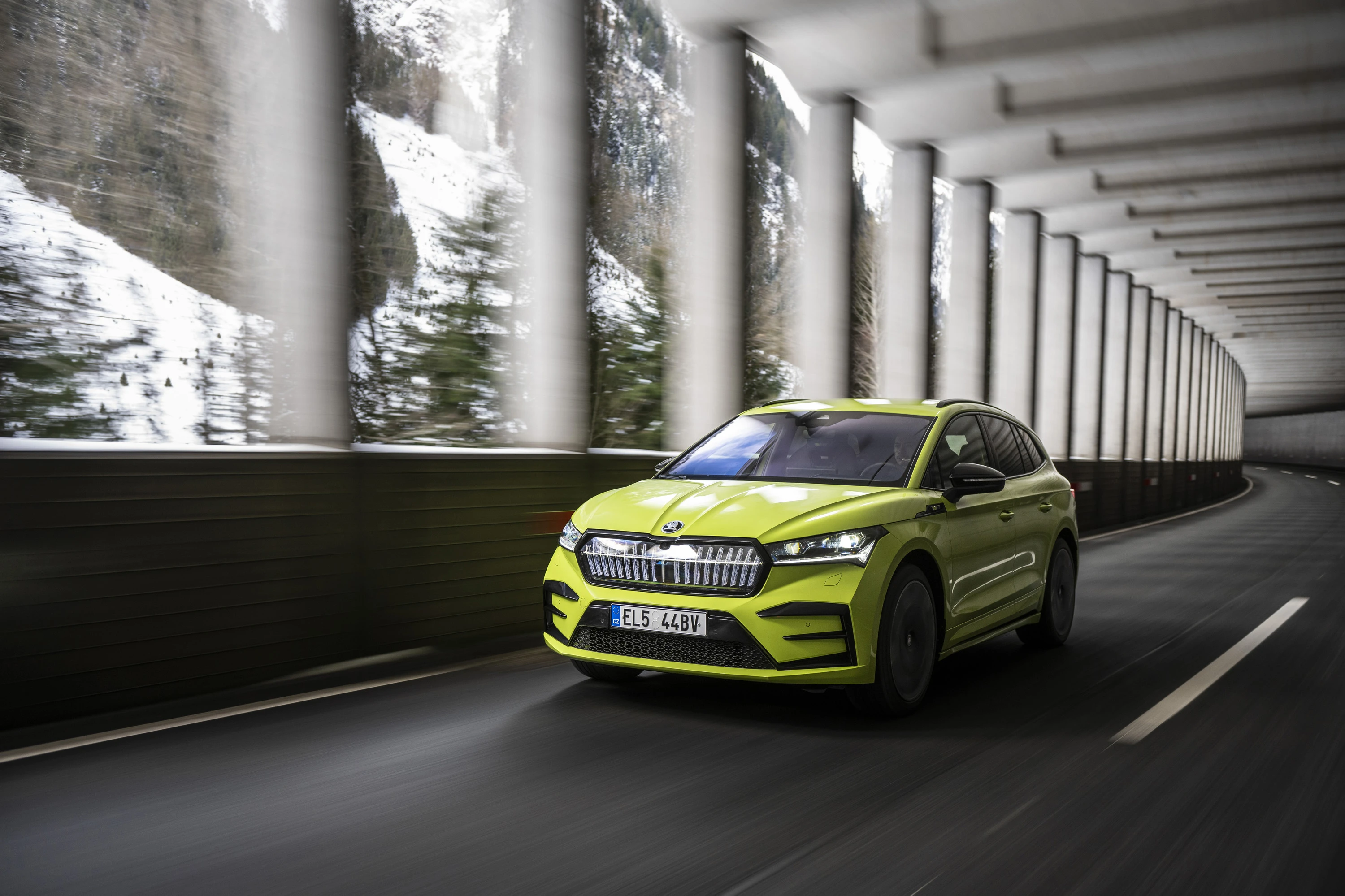 SKODA ENYAQ RS (GEN2) exterior view
