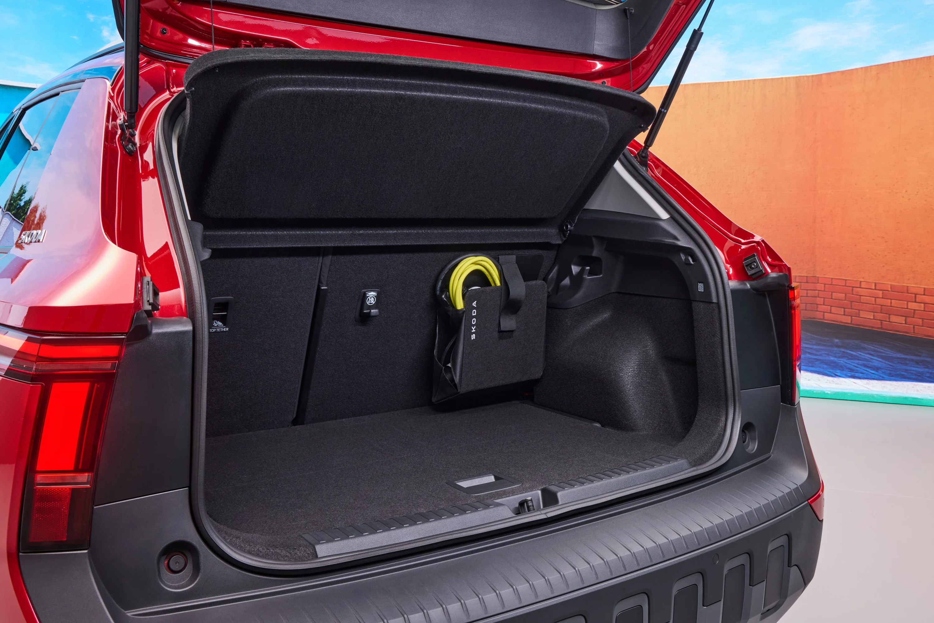 Skoda Epiq 55 trunk view