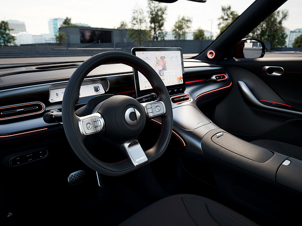 Smart #1 Brabus screens view