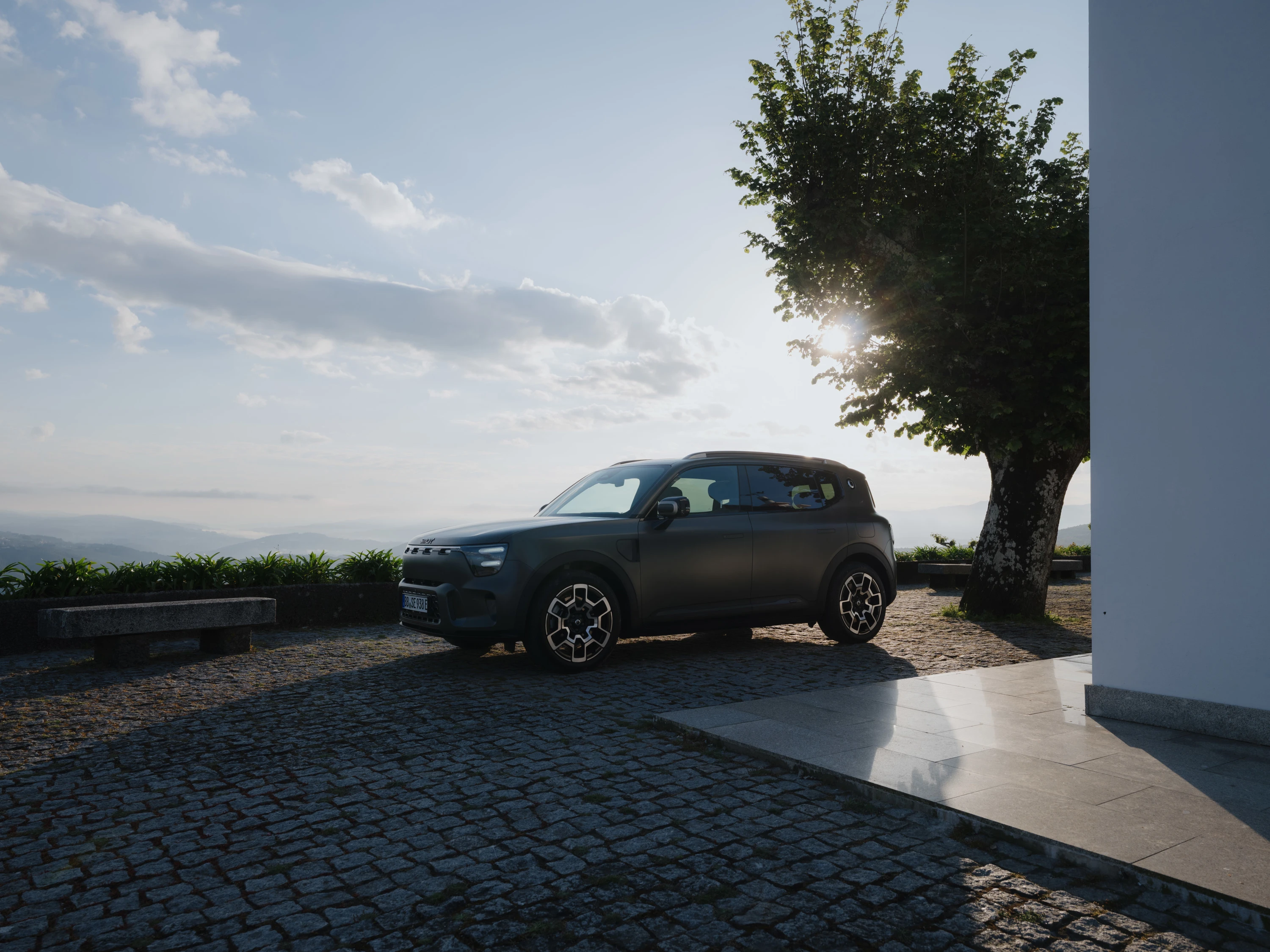 Smart #5 Summit Edition exterior view
