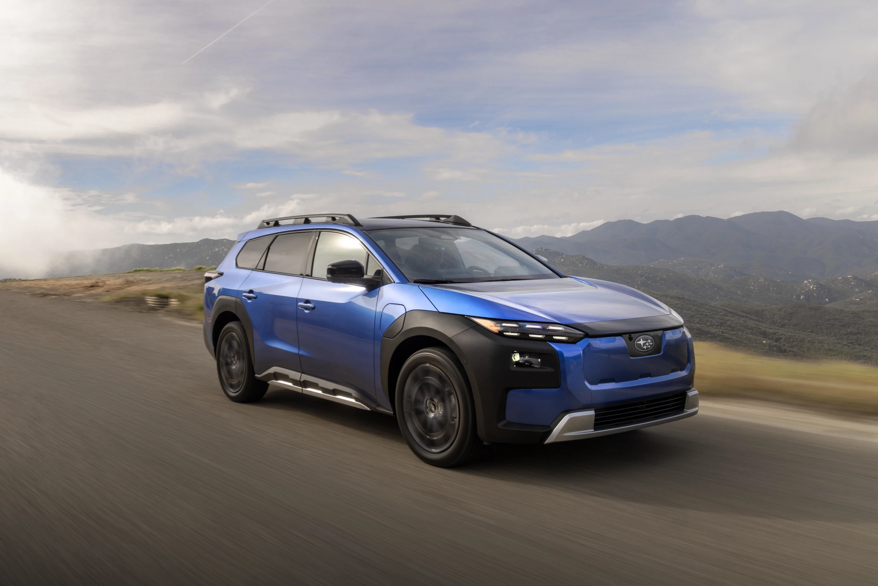 Subaru E-Outback AWD exterior view