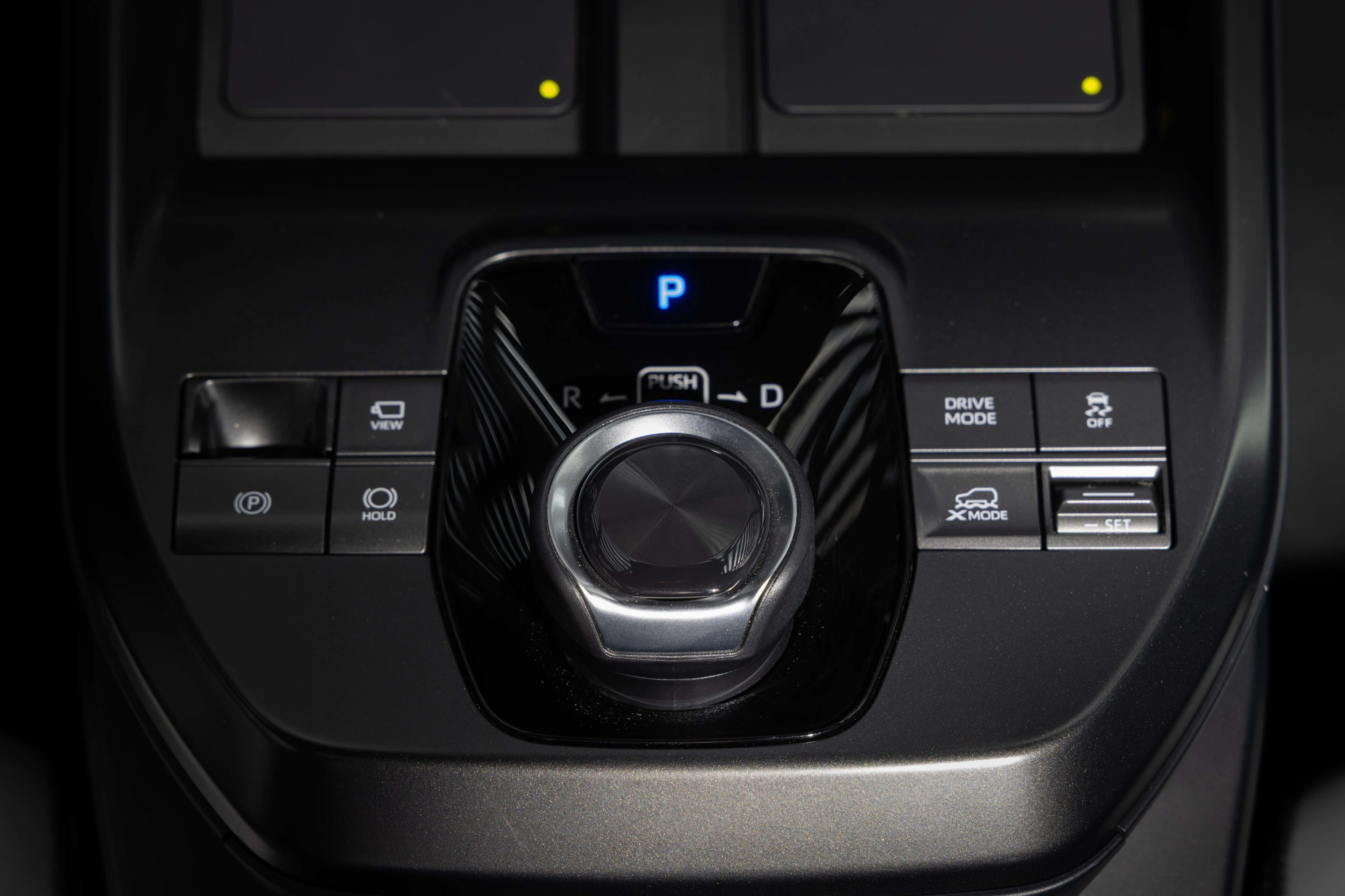 Subaru Solterra AWD details view