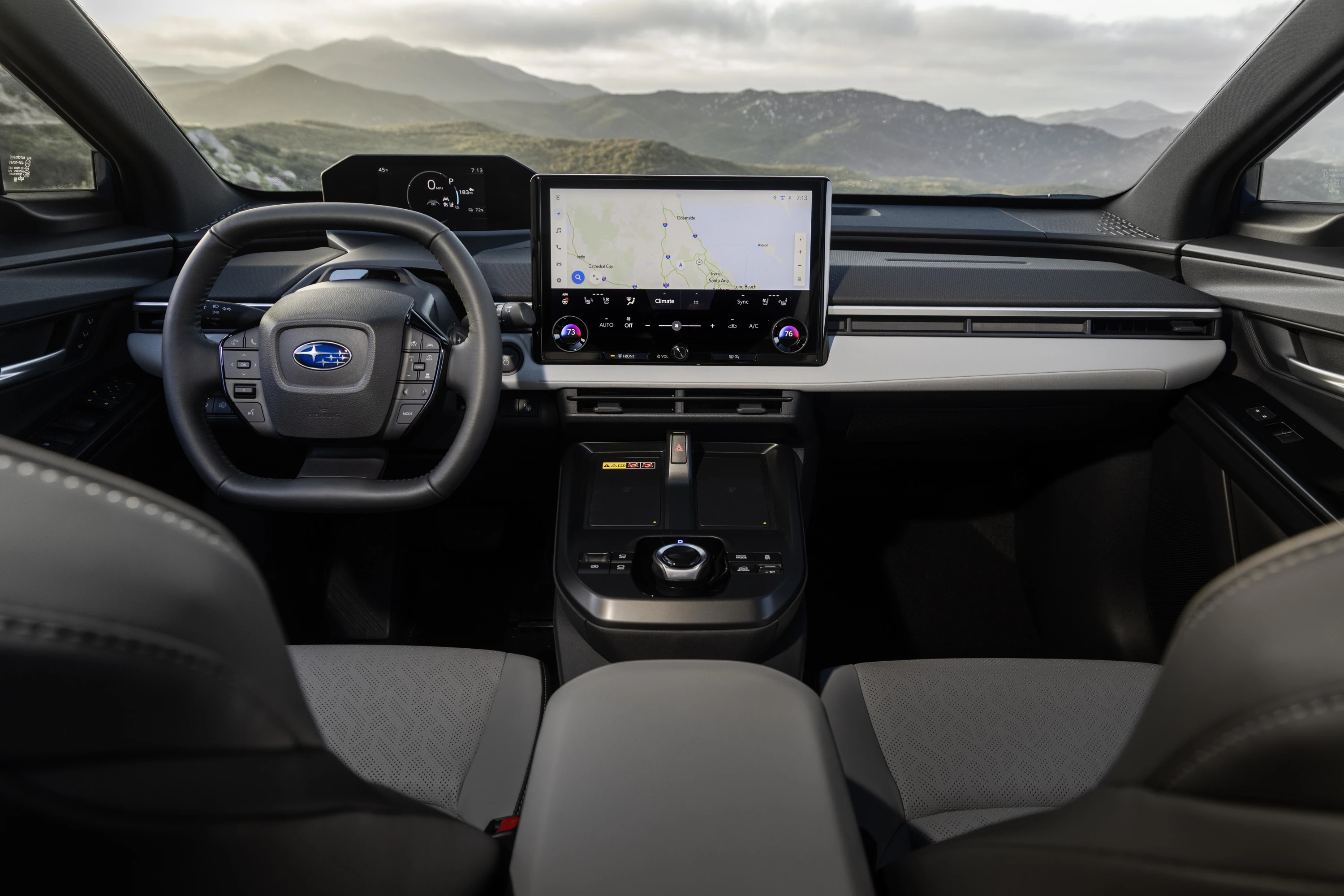 Subaru Trailseeker AWD screens view