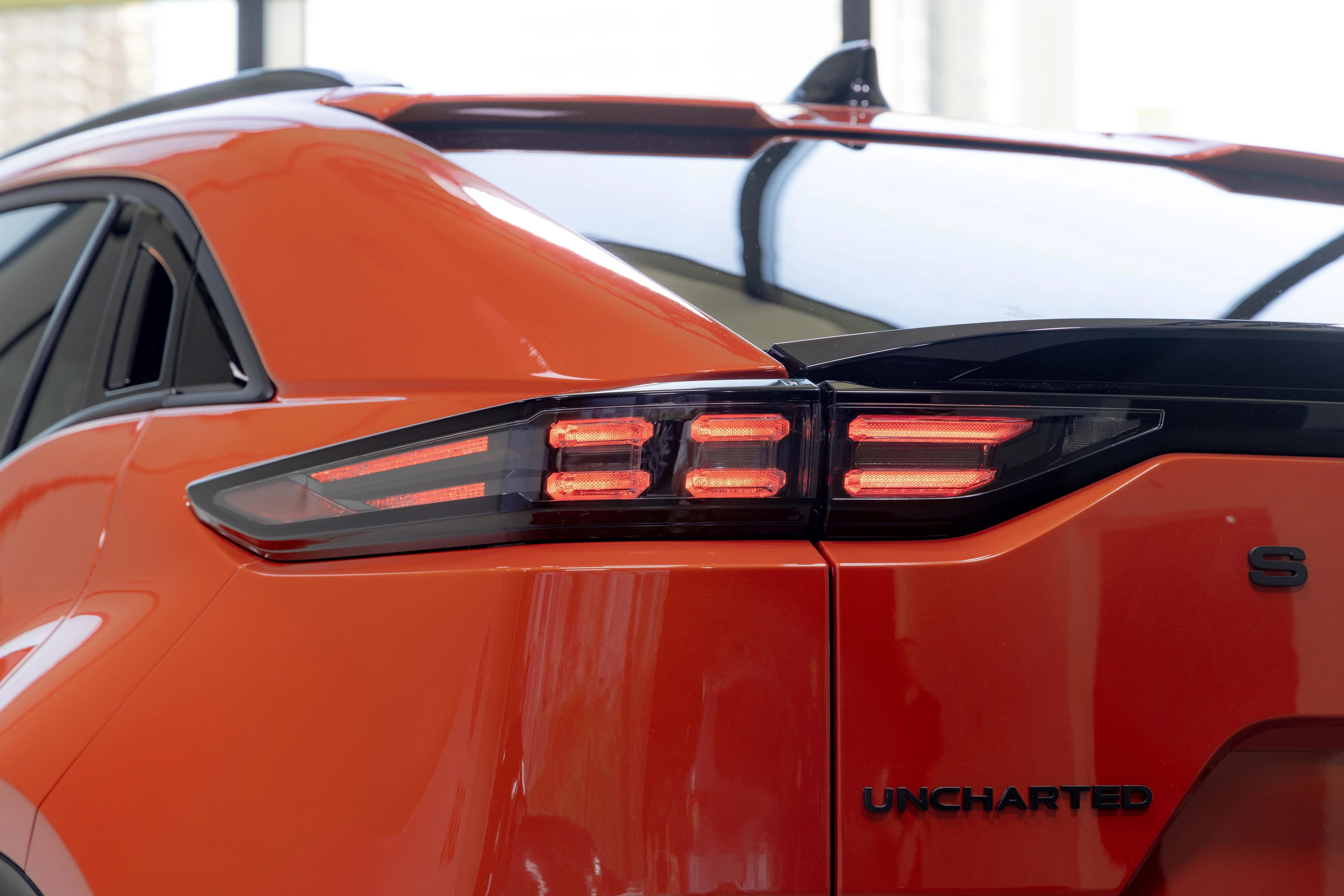 Subaru Uncharted FWD 57.7 kWh taillights view