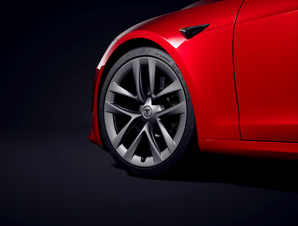 Tesla Model S exterior view