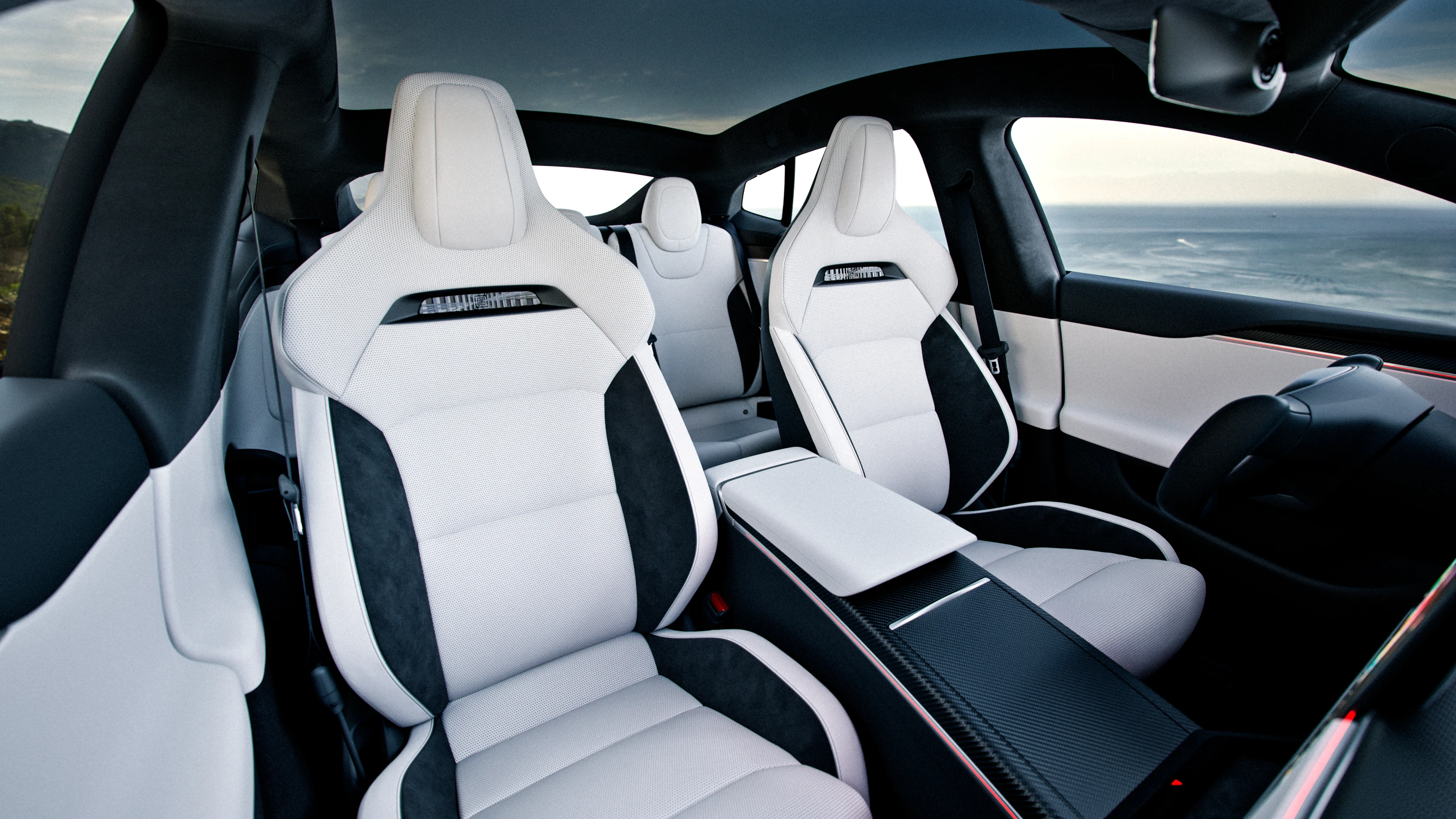 Tesla Model S AWD frontseats view
