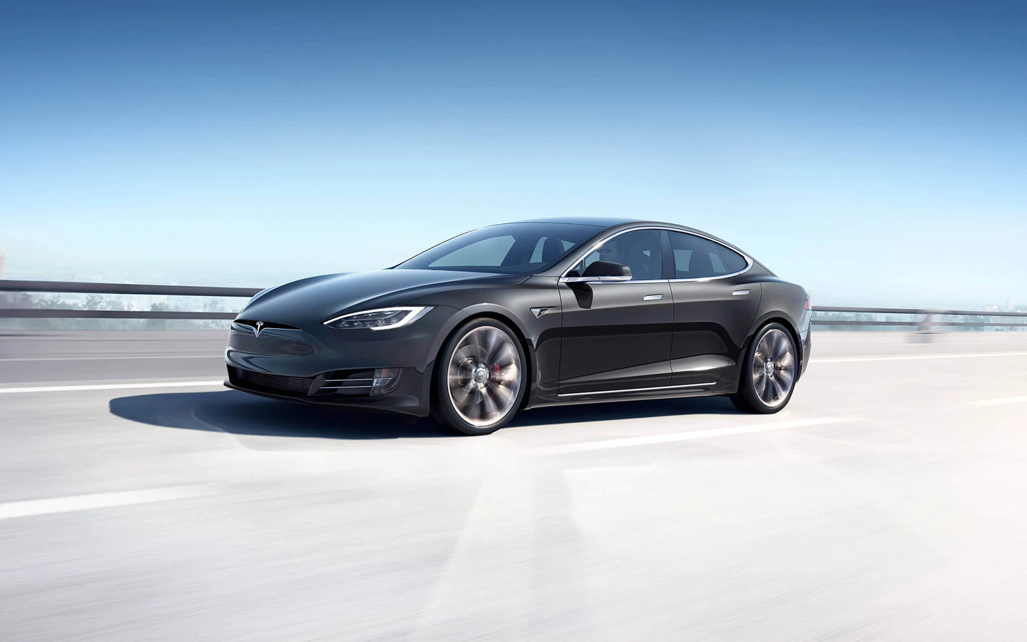 Tesla Model S Long Range (GEN1) exterior view