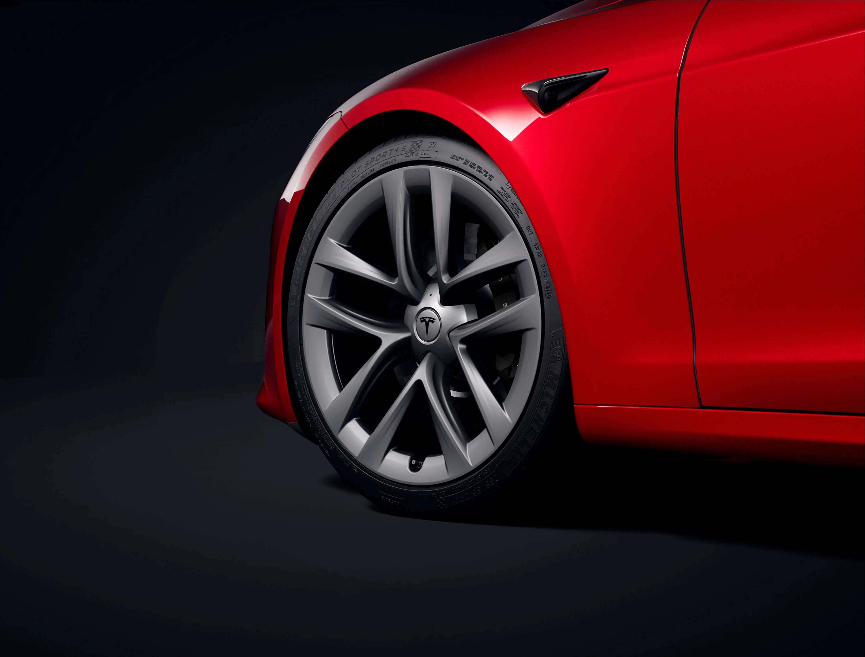 Tesla Model S Plaid (GEN1) exterior view