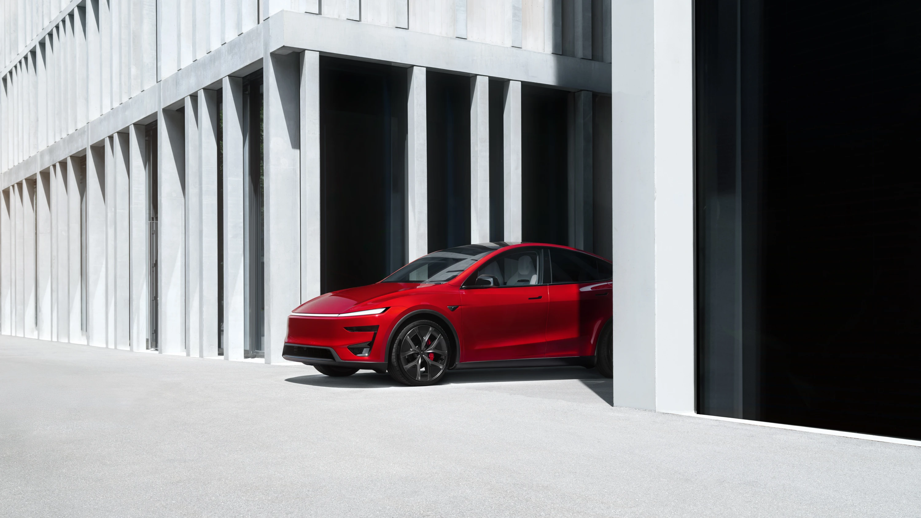 Tesla Model Y Performance exterior view