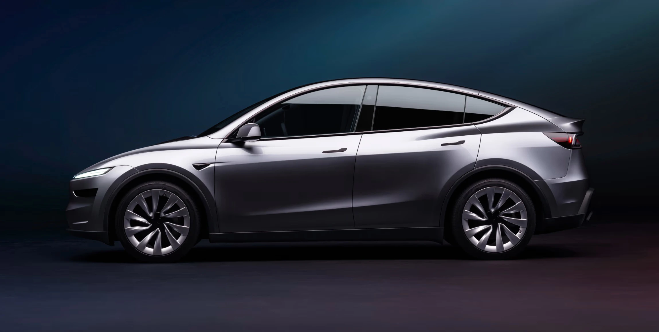 Tesla Model Y Premium AWD exterior view