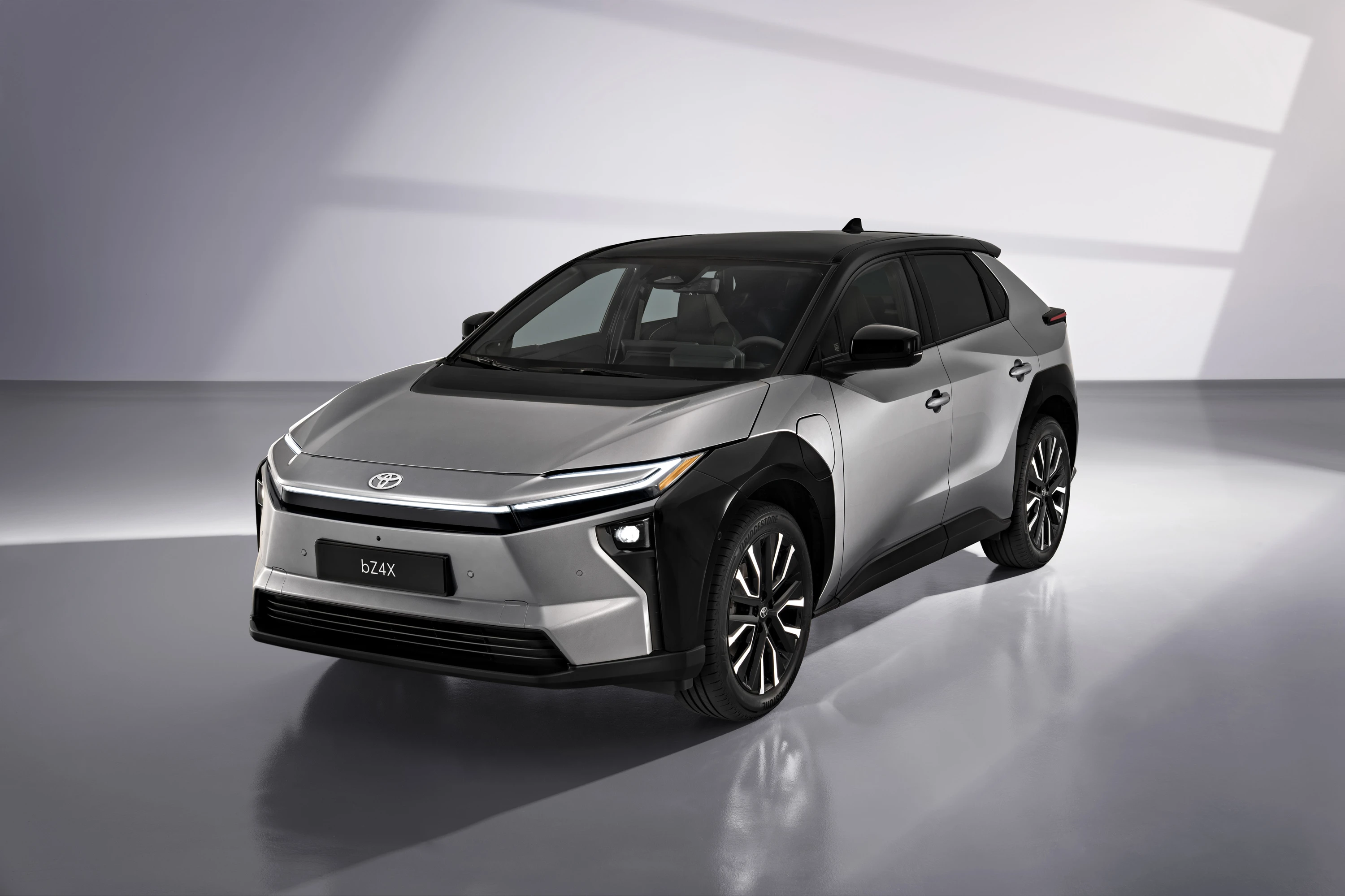 Toyota bZ4x AWD exterior view