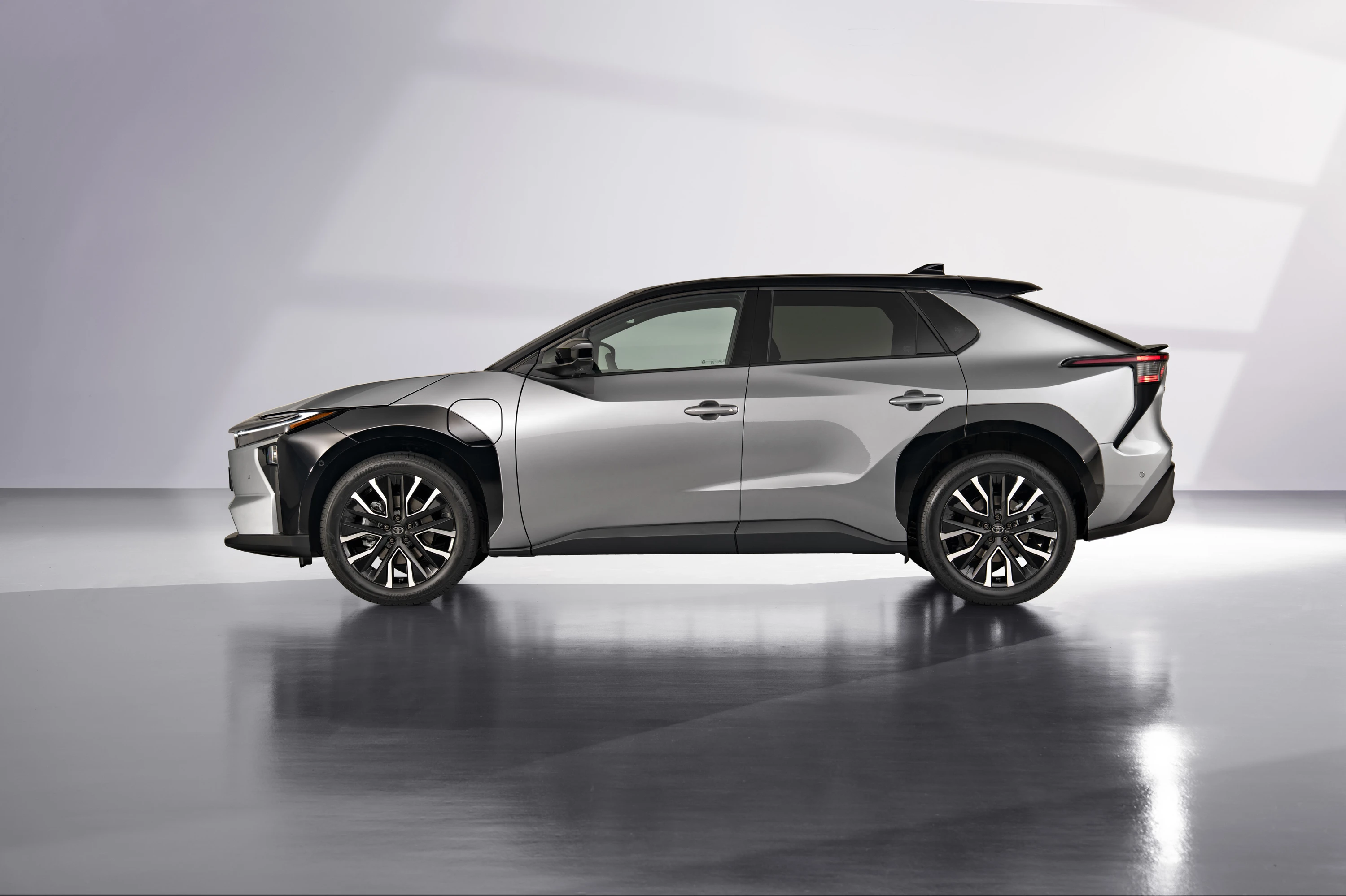Toyota bZ4x AWD exterior view
