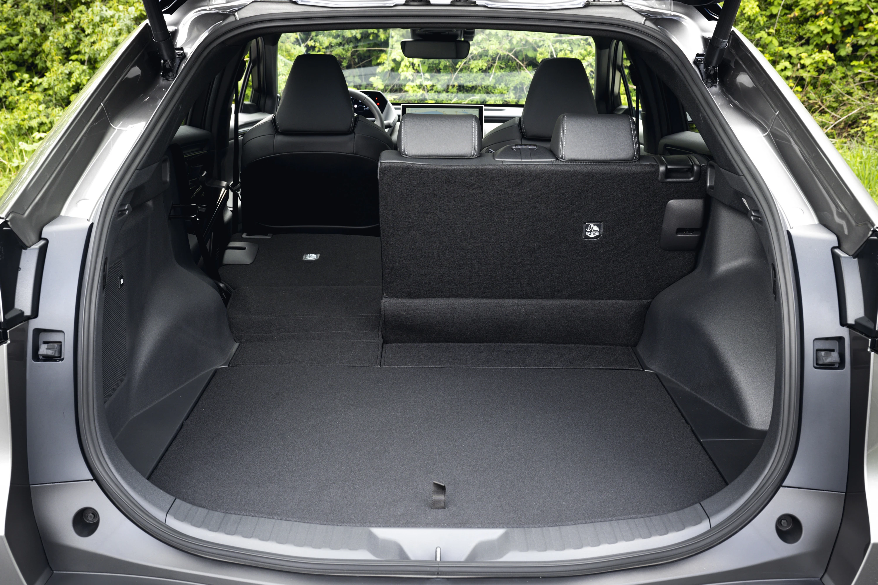 Toyota bZ4X FWD trunk view