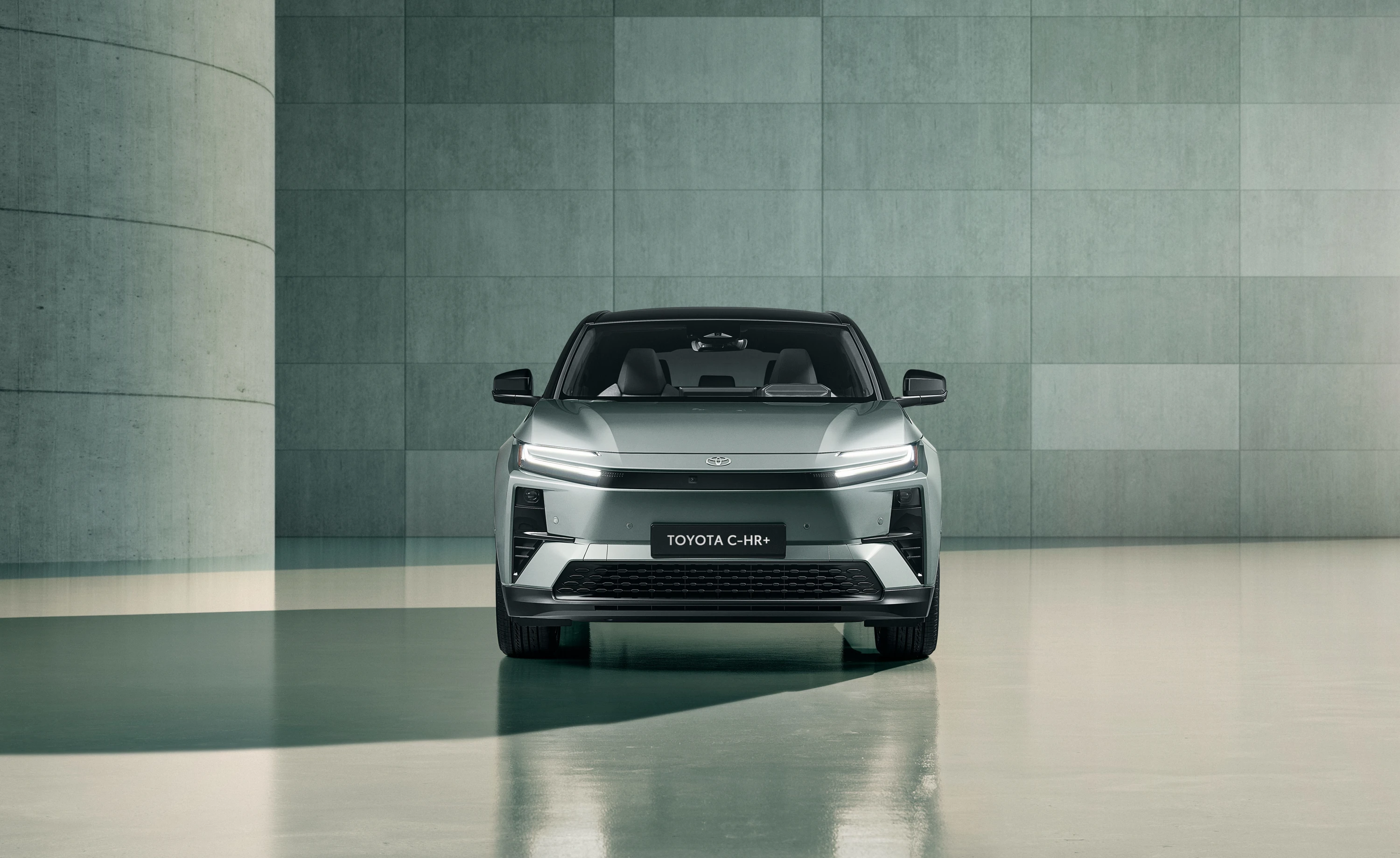 Toyota C-HR+ 77 kWh exterior view