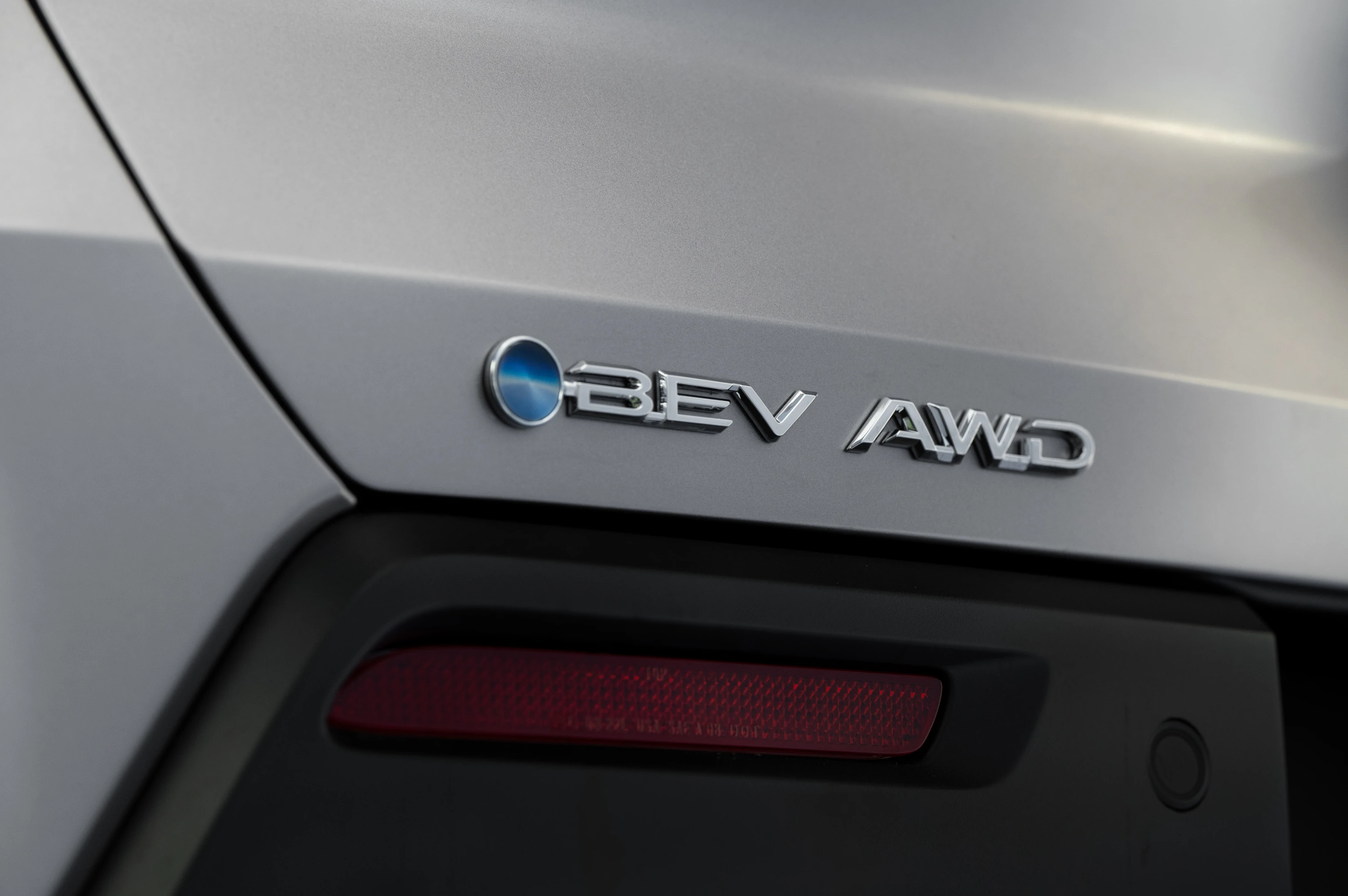 Toyota Highlander AWD 95.8 kWh details view