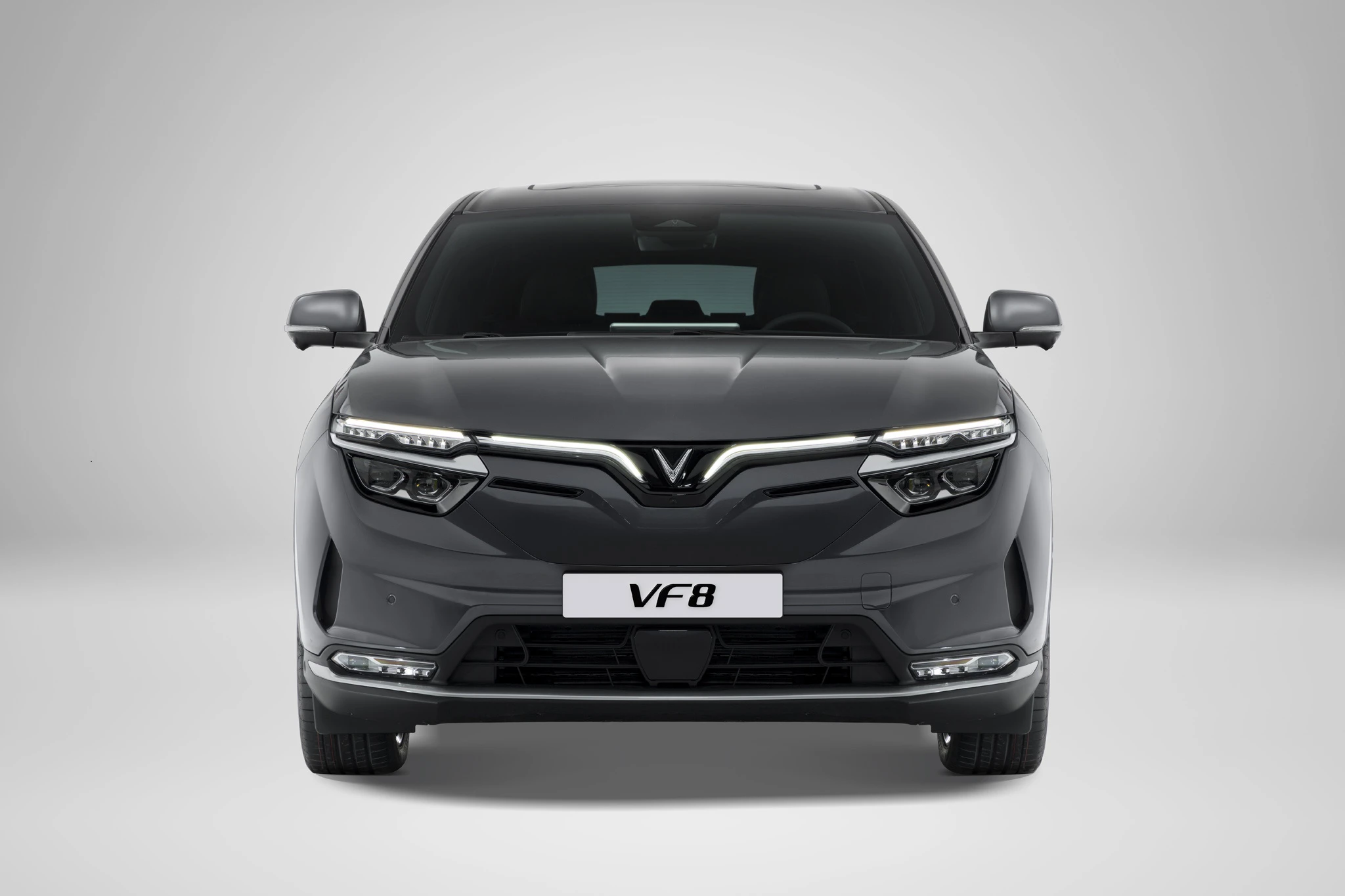 VinFast VF8 Plus headligts view