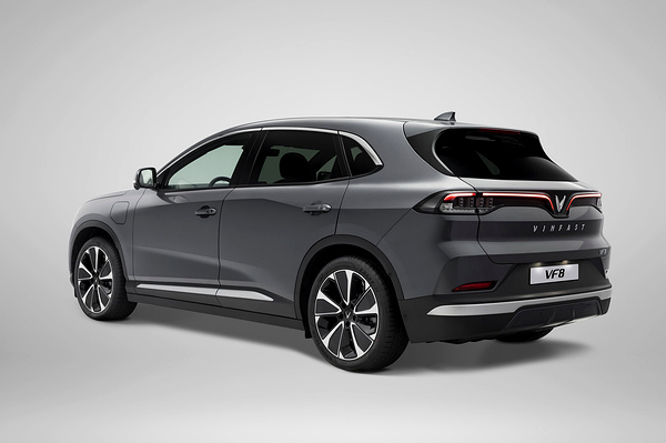 VinFast VF8 Plus exterior view
